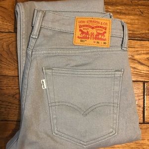 Mens NWOT 511 Levi Jeans 31 x 30